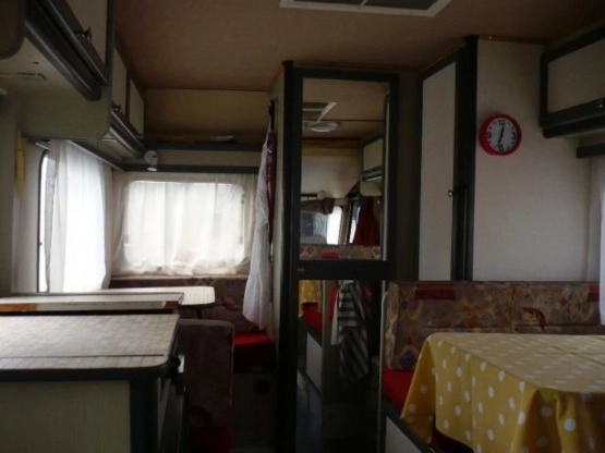                         Kamper Fiat Ducato 1.9 TD - ZAMIENIĘ - zdjęcie 3
                        