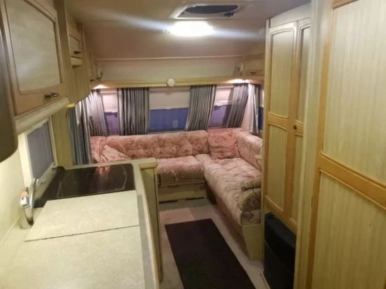                         Przyczepa kempingowa Elddis 5-6 osobowa - zdjęcie 7
                        