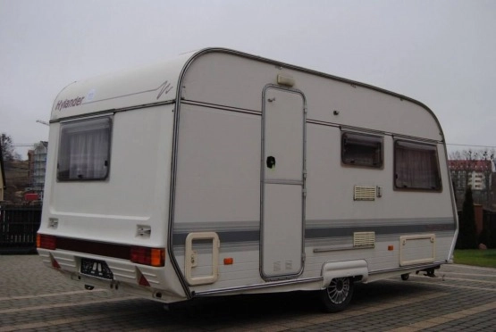                         HYLANDER 400 Zadbana! 4os. z WC! Przedsionek! DMC 1000kg! 95 ROK! - zdjęcie 8
                        