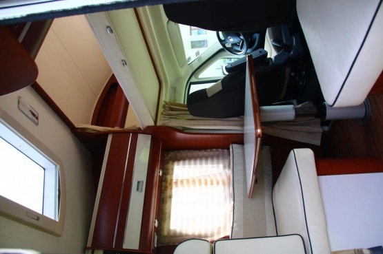                         Super Brig to Super Brig - zdjęcie 12
                        