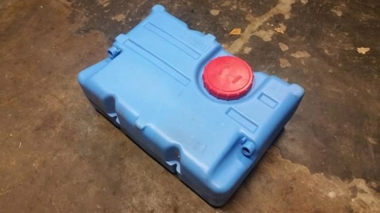                         Zbiornik na wodę Fiamma 70L - zdjęcie 5
                        