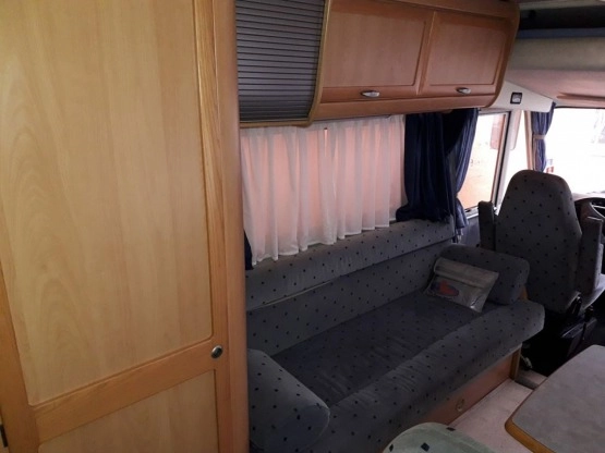                         Kamper Hymer 544. 2001 rok. Pierwsza rejestracja 2002 - zdjęcie 11
                        