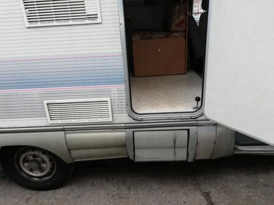                         Ford Transit Camper 1996 rok - zdjęcie 7
                        