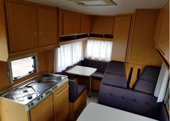                         Kamper Dethleffs A5820, 1998 rok - zdjęcie 6
                        