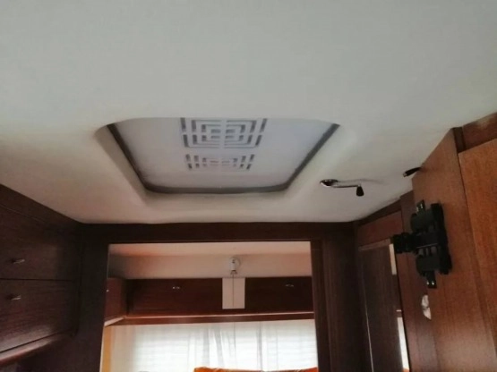                         Przyczepa kampingowa Hymer Eriba Nova 460 - zdjęcie 8
                        