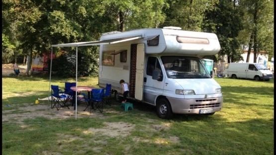                         Kamper FIAT Dethleffs 2,5 tdi, 1994 rok, 186 tys. km - zdjęcie 1
                        