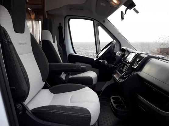                         Weinsberg "Cara Pepper" 2018 rok, przebieg 28 tyś. km - 159 00 brutto - zdjęcie 20
                        