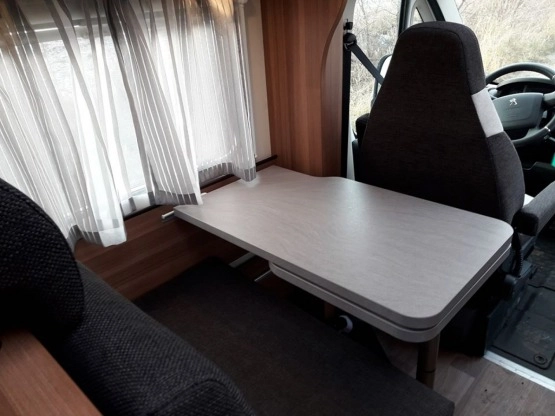                         Weinsberg "Cara Pepper" 2018 rok, przebieg 28 tyś. km - 159 00 brutto - zdjęcie 28
                        