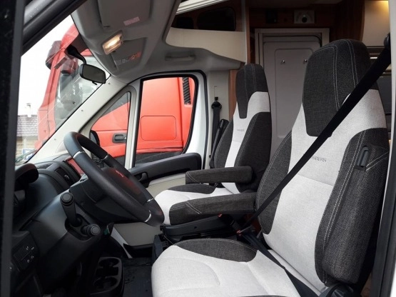                         Weinsberg "Cara Pepper" 2018 rok, przebieg 28 tyś. km - 159 00 brutto - zdjęcie 9
                        