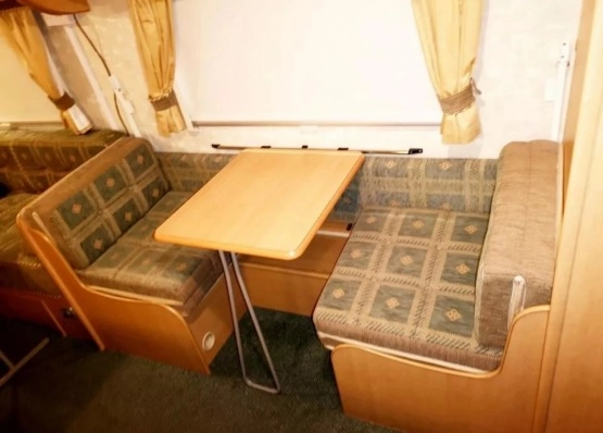                         Przyczepa kempingowa Abbey, rok 2004 - zdjęcie 18
                        