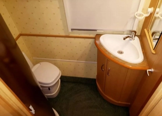                         Przyczepa kempingowa Abbey, rok 2004 - zdjęcie 20
                        