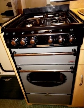                         Przyczepa kempingowa Abbey, rok 2004 - zdjęcie 4
                        