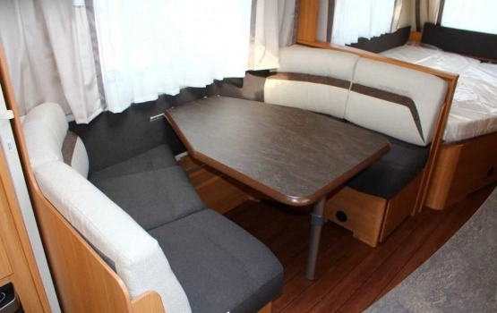                         Przyczepa kempingowa KNAUS 580 FSK SUDWIND Silver Selection - zdjęcie 16
                        