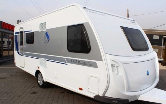                         Przyczepa kempingowa KNAUS 580 FSK SUDWIND Silver Selection - zdjęcie 1
                        