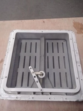                         Okno dachowe 40x40 - zdjęcie 4
                        