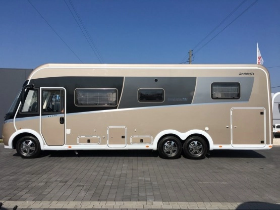                         Globetrotter XLI Premium I7850 DBM - zdjęcie 14
                        