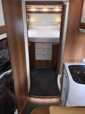                         Globetrotter XLI Premium I7850 DBM - zdjęcie 34
                        