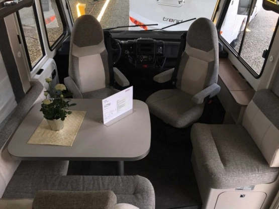                         SAMOCHÓD CAMPINGOWY DETHLEFFS TREND I 7057 DBM NAJNOWSZY MODEL NA ROK 2019 - zdjęcie 11
                        