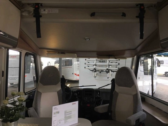                         SAMOCHÓD CAMPINGOWY DETHLEFFS TREND I 7057 DBM NAJNOWSZY MODEL NA ROK 2019 - zdjęcie 12
                        