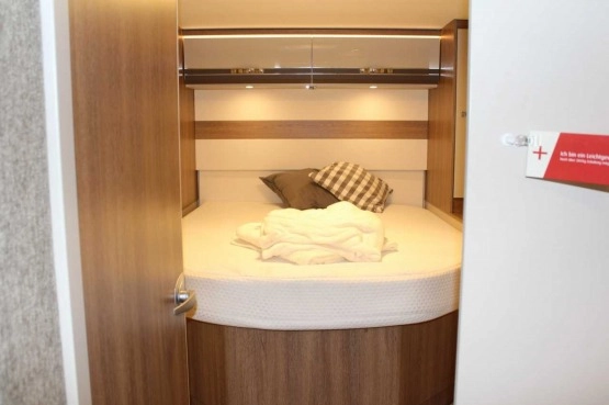                         SAMOCHÓD CAMPINGOWY DETHLEFFS TREND I 7057 DBM NAJNOWSZY MODEL NA ROK 2019 - zdjęcie 17
                        