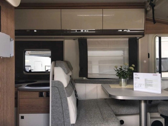                         SAMOCHÓD CAMPINGOWY DETHLEFFS TREND I 7057 DBM NAJNOWSZY MODEL NA ROK 2019 - zdjęcie 6
                        