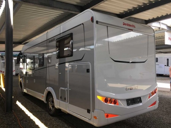                         SAMOCHÓD CAMPINGOWY DETHLEFFS TREND I 7057 DBM NAJNOWSZY MODEL NA ROK 2019 - zdjęcie 9
                        