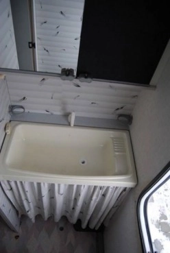                         BURSTNER CLUB HOLIDAY 420 z 1990 roku - zdjęcie 2
                        