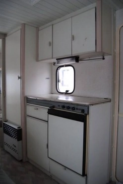                         BURSTNER CLUB HOLIDAY 420 z 1990 roku - zdjęcie 3
                        