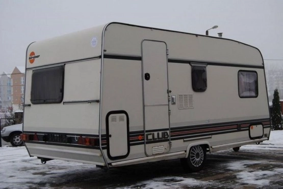                         BURSTNER CLUB HOLIDAY 420 z 1990 roku - zdjęcie 8
                        