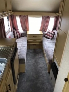                         Przyczepa Kempingowa Abbey Piper 4/5 osobowa z namiotem, waga 765 kg - zdjęcie 2
                        