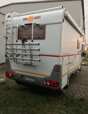                         Sunlight A6679, rok 2005 - zdjęcie 2
                        