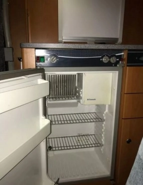                         Sunlight A6679, rok 2005 - zdjęcie 7
                        