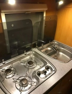                         Sunlight A6679, rok 2005 - zdjęcie 9
                        