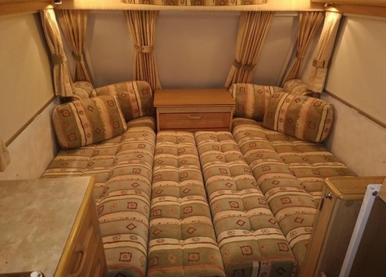                         Przyczepa kempingowa Elddis 4/5-osobowa - zdjęcie 11
                        