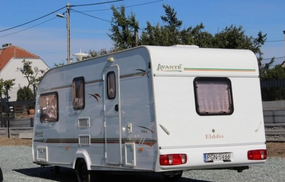                         Przyczepa kempingowa Elddis 4/5-osobowa - zdjęcie 3
                        