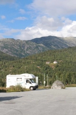                         Camper Fiat Ducato w zabudowie Joint - zdjęcie 3
                        