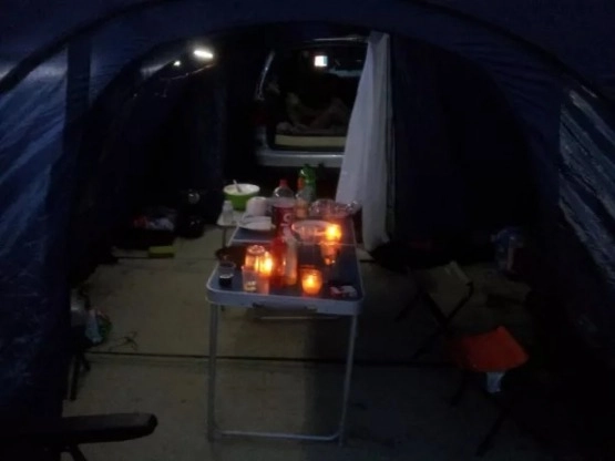                         NAMIOT DUŻY kempingowy z przedsionkiem na auto - zdjęcie 7
                        