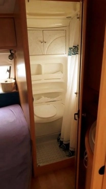                         Przyczepa z 2004 r. Hobby 460 De Luxe - zdjęcie 4
                        