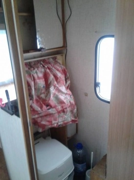                         Przyczepa kempingowa Burstner 3853 - zdjęcie 12
                        