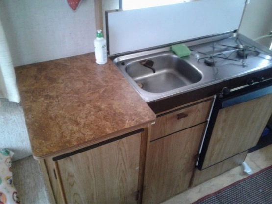                         Przyczepa kempingowa Burstner 3853 - zdjęcie 9
                        