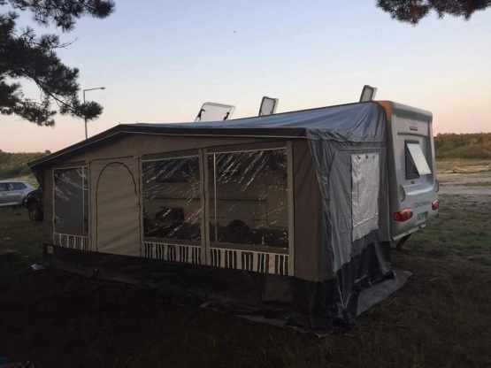                         Przyczepa Coachman Genius 520/4 z 2005 roku - zdjęcie 2
                        