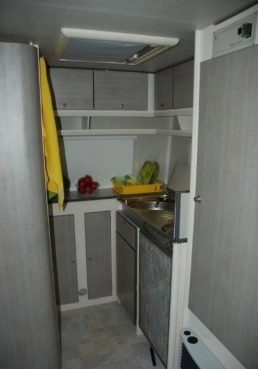                         Przyczepa marki KIP 41 SunLine. - zdjęcie 2
                        