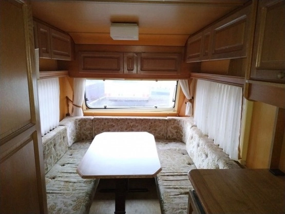                         Przyczepa kempingowa Fendt Diamant 1986 rok - zdjęcie 9
                        