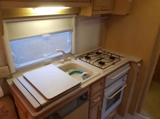                         Przyczepa kempingowa 2-3 osobowa Abbey Dorset - zdjęcie 4
                        