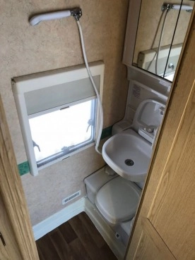                         Przyczepa kempingowa COMPASS CALIBRA - zdjęcie 7
                        