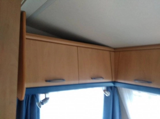                         Hobby 400 De Luxe, 1998 rok - zdjęcie 27
                        