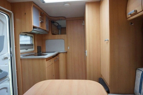                        Przyczepa kempingowa TEC TRAVEL KING - zdjęcie 8
                        
