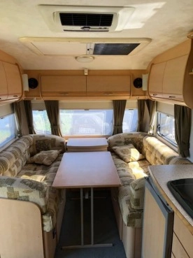                         Przyczepa kempingowa COACHMAN WANDERER Z KLIMATYZACJĄ - zdjęcie 6
                        