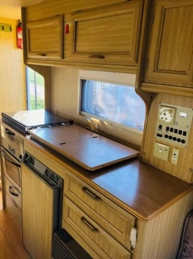                         Przyczepa kempingowa ELDDIS EQUIPE - zdjęcie 7
                        