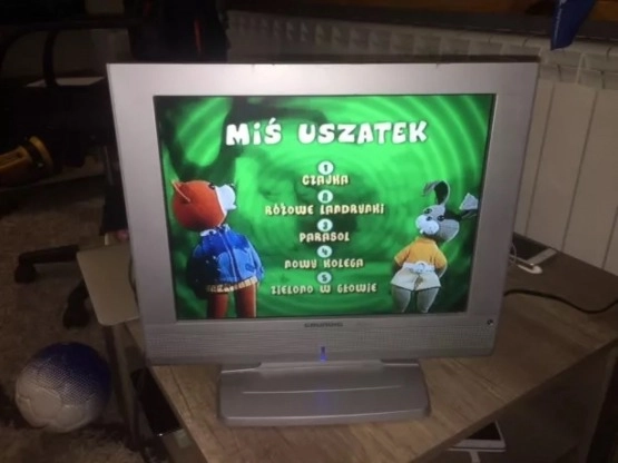                         Telewizor Grundig Davio 15 LCD 38-5700 BS - zdjęcie 1
                        